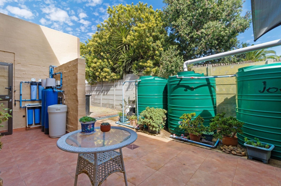 5 Bedroom Property for Sale in Milnerton Ridge Western Cape